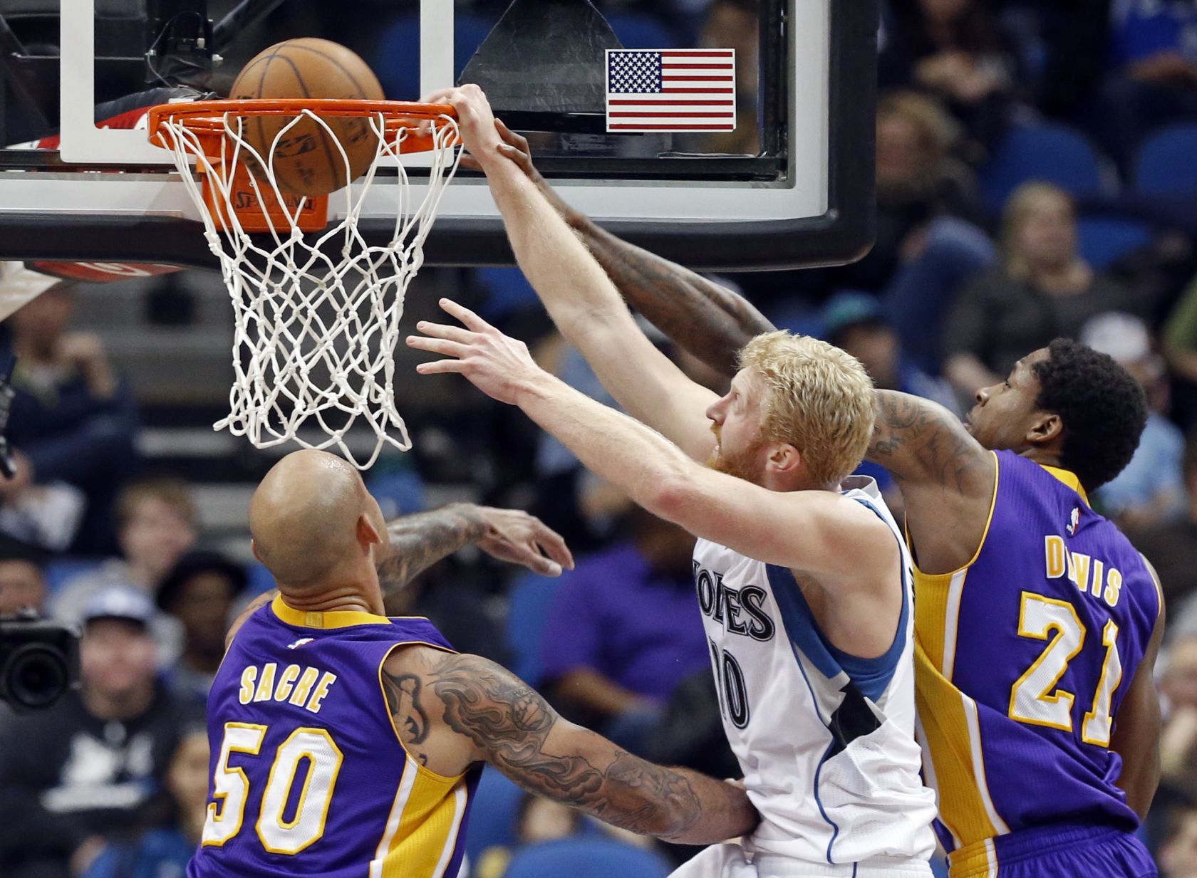 Lakers Timberwolves Basketball